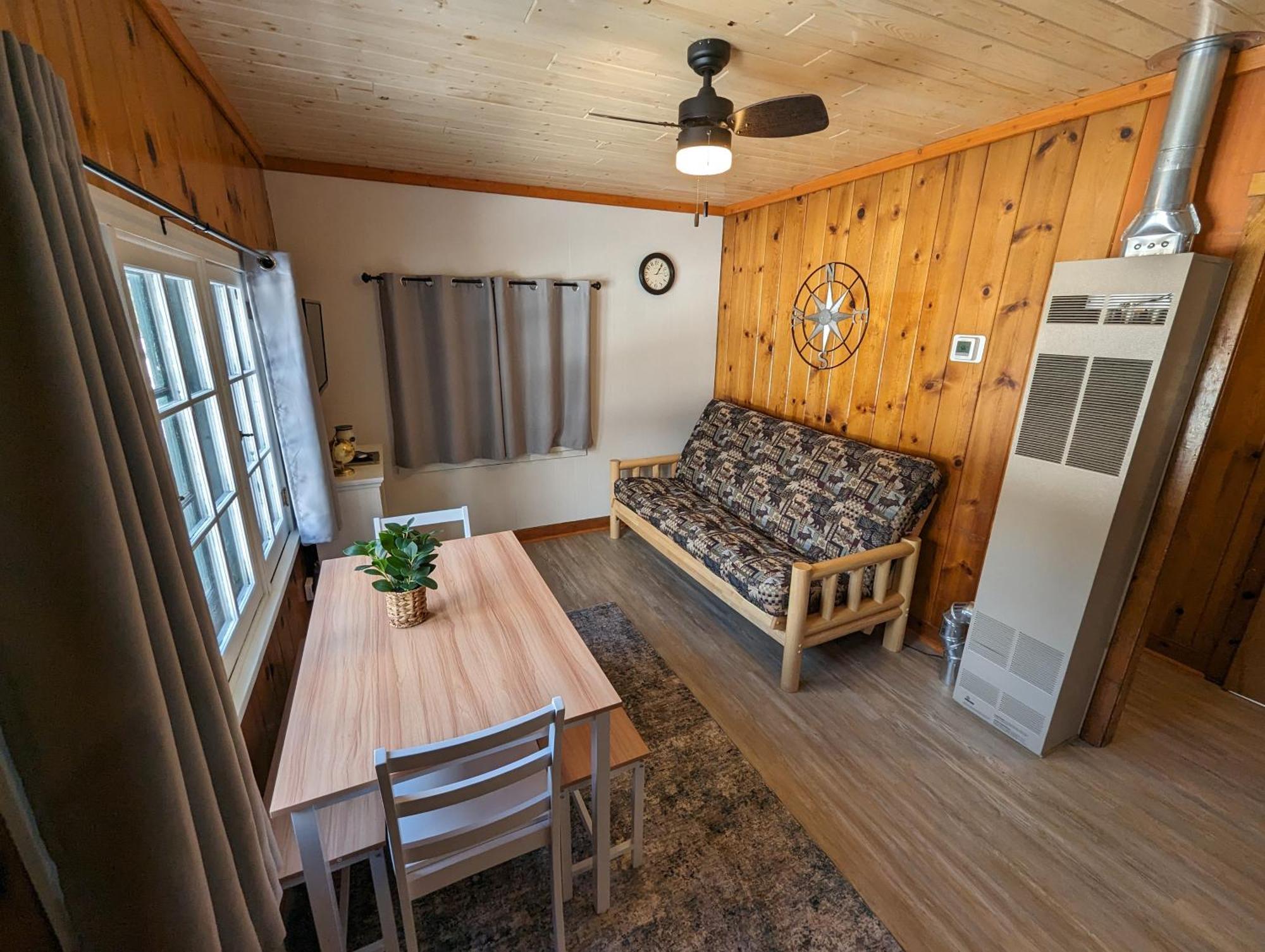 Riverside Point Resort Motel Park Rapids Exterior foto